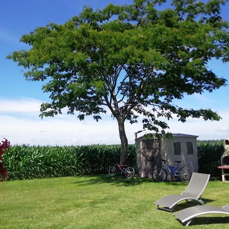 Holiday home Gite Laluque, 3 Pieces, 4 Personnes - Fr-1-360-22